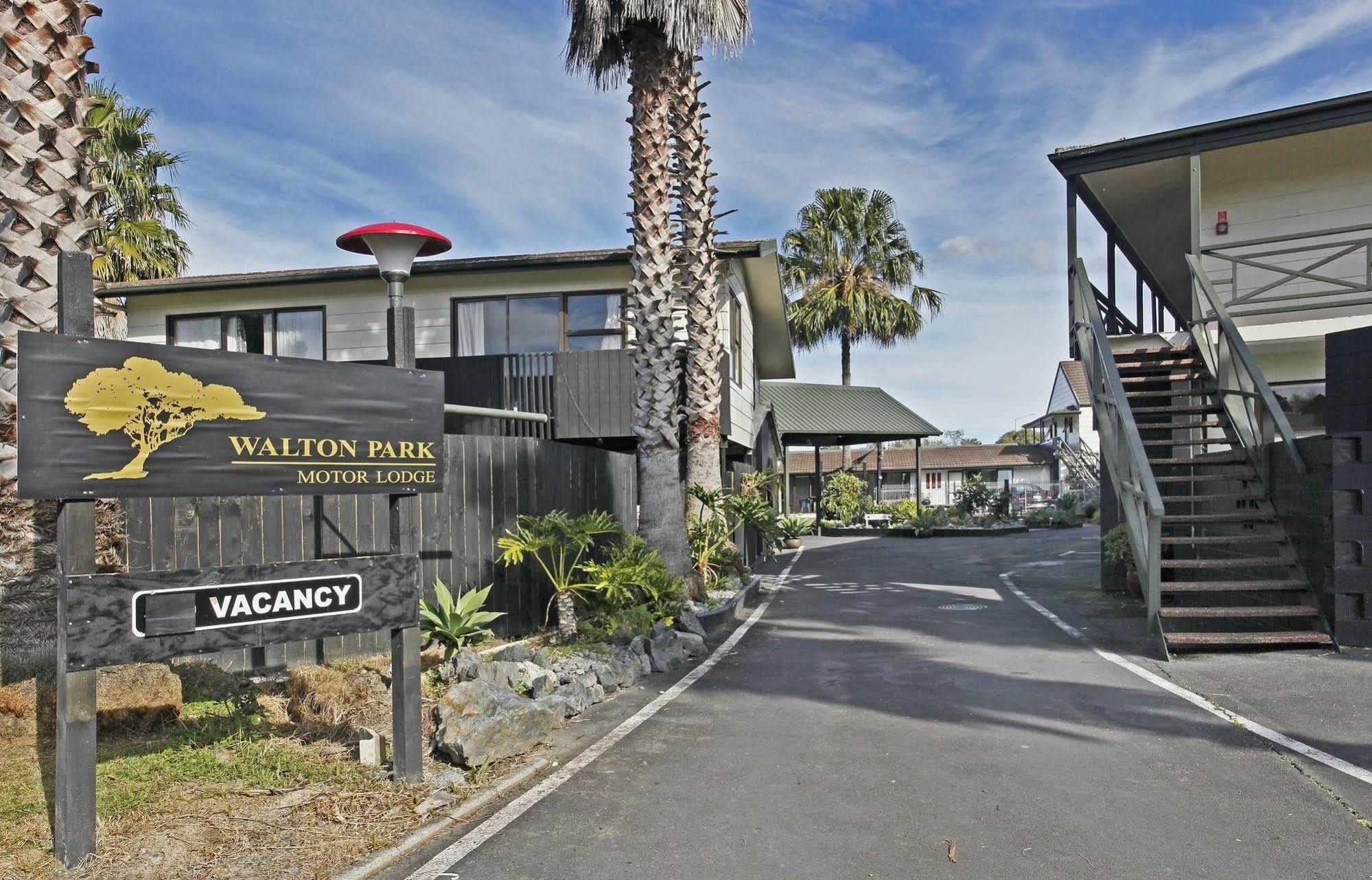 Walton Park Motor Lodge Warkworth Exterior photo
